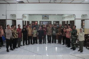 PENGUKUHAN KELOMPOK JAGA WARGA SE-KALURAHAN SIDOAGUNG