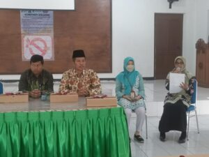 SOSIALISASI KELUARGA BEBAS ASAP ROKOK (GASBRO)